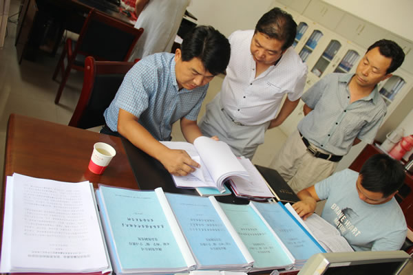 市交通運輸局黨組書記、局長馬潤同志對隴運集團公司全面從嚴治黨及黨風廉政建設進行專題調(diào)研