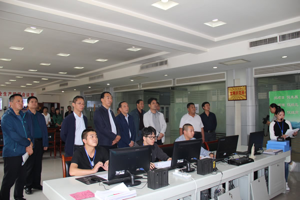 市安委辦主任、安監(jiān)局局長李永宏一行到隴運集團公司檢查指導(dǎo)工作