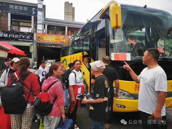 新作風(fēng)煥發(fā)新氣象 新?lián)?dāng)展現(xiàn)新作為—潤華旅游客運公司工作紀(jì)實（七）